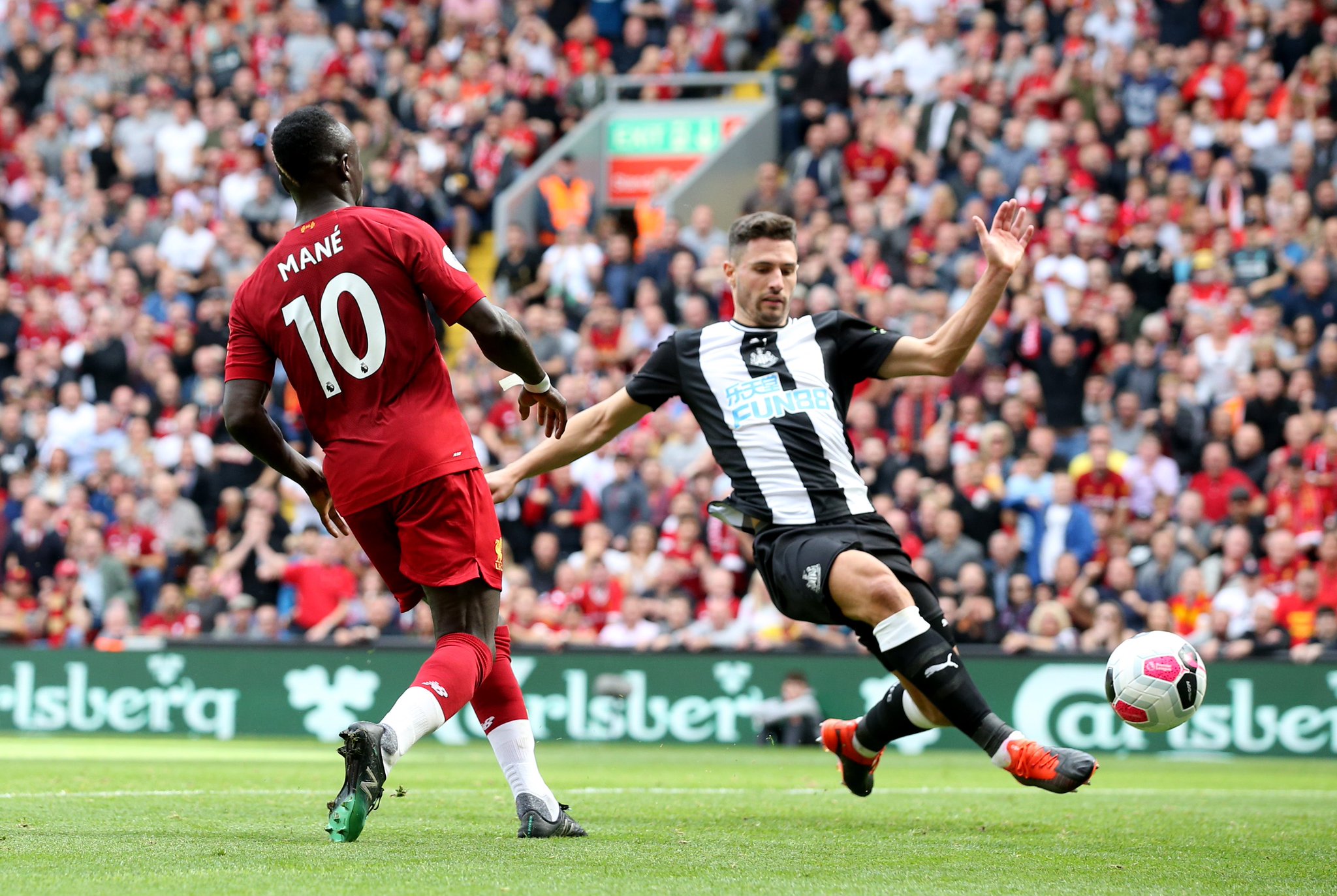 阿森纳的吸 阿森纳的吸